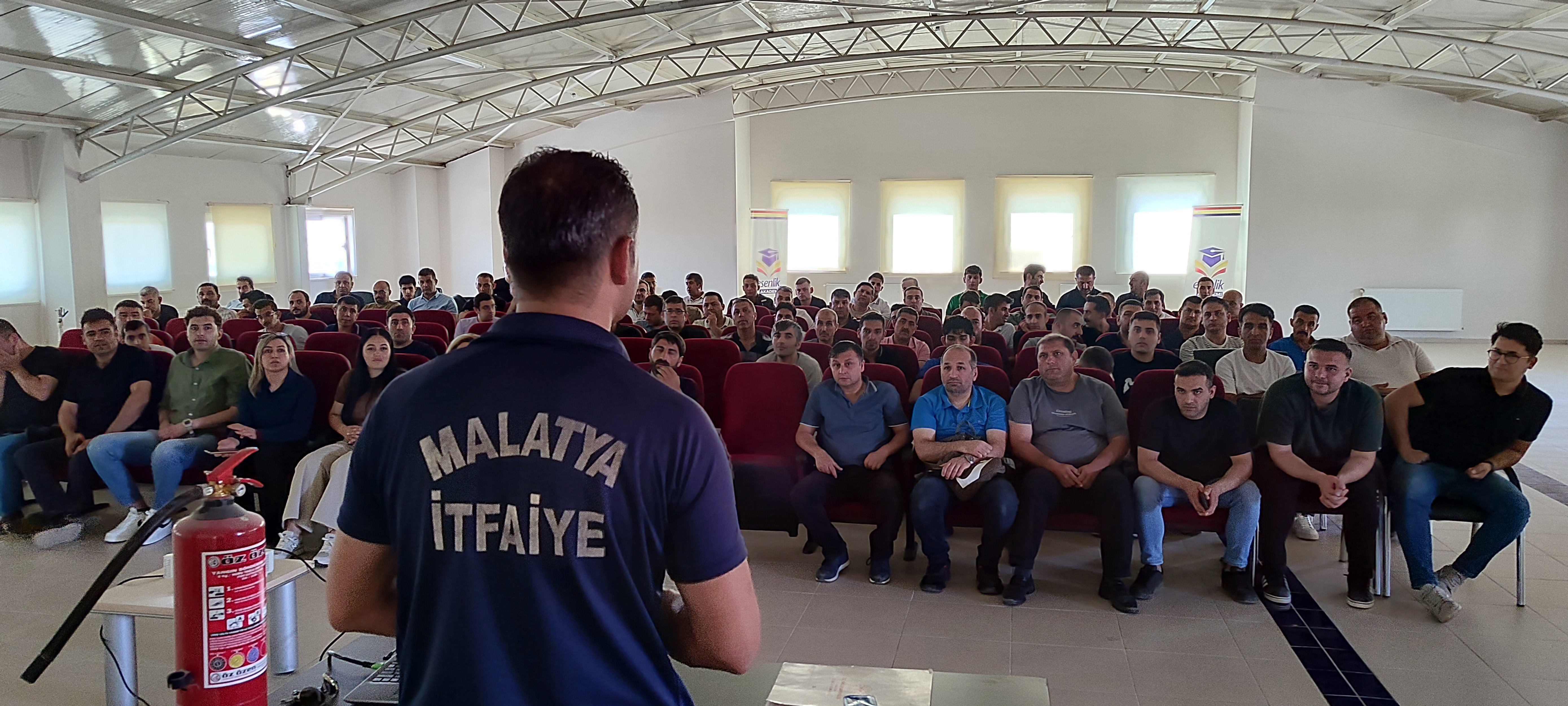 ESENLİK PERSONELİNE YANGIN EĞİTİMİ 