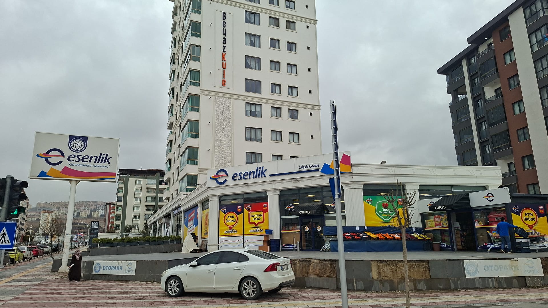 Esenlik Market - Çilesiz Cadde